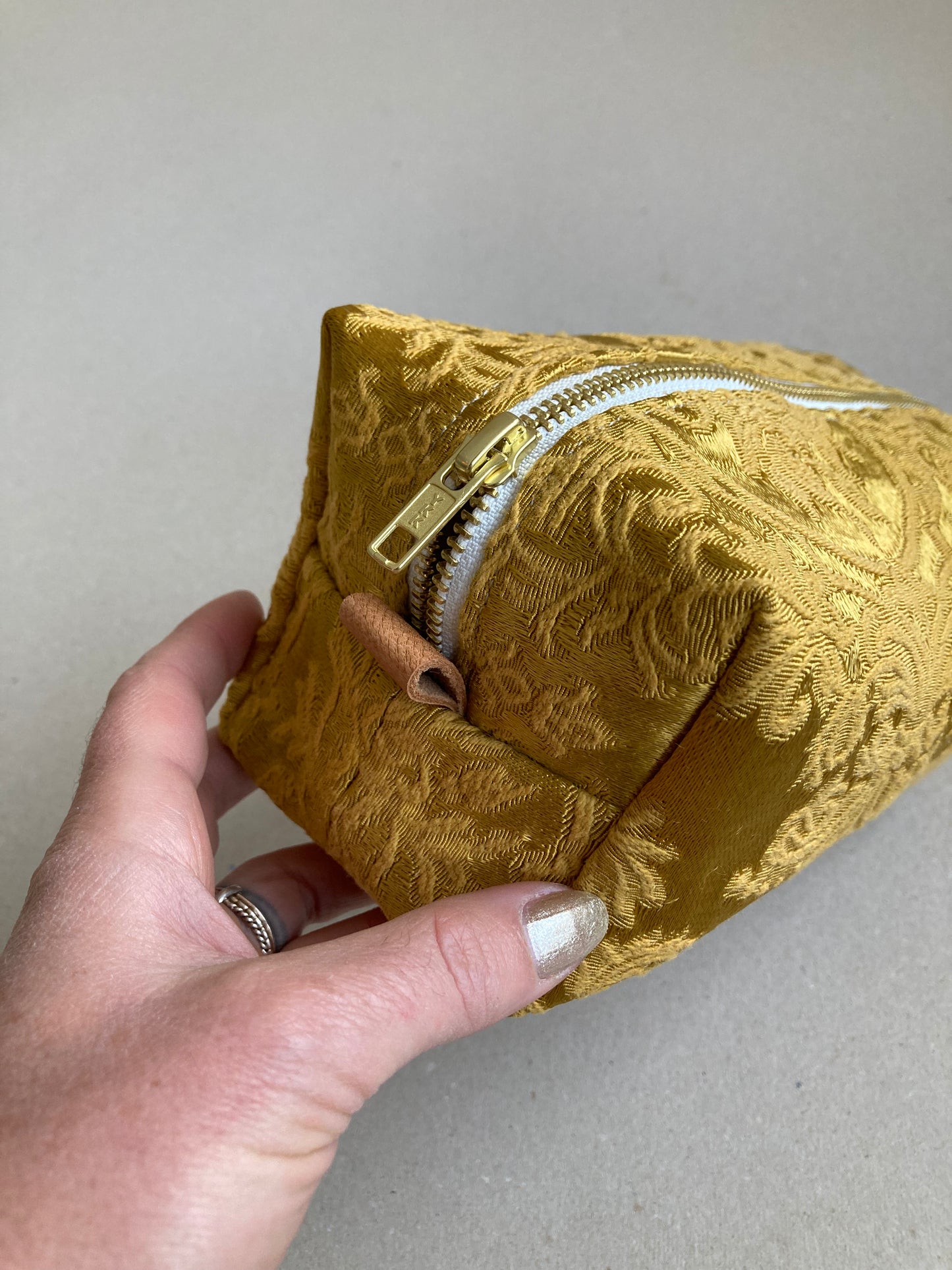 Trousse carrée