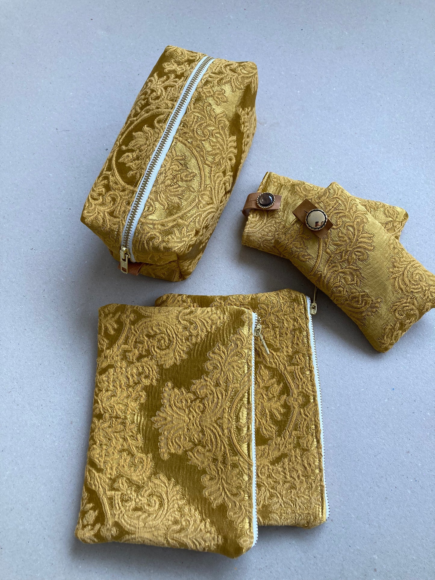 Trousse carrée